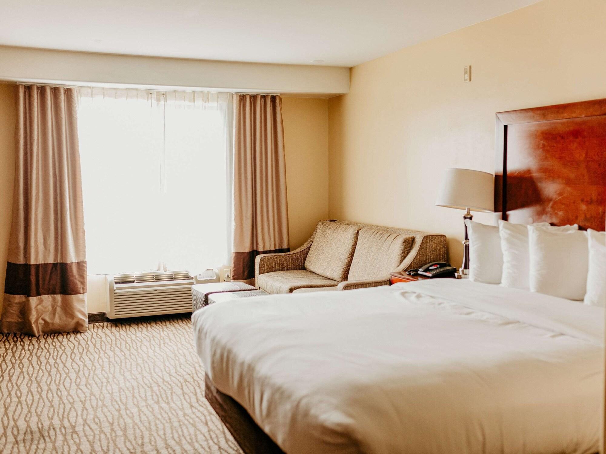 Comfort Inn Pomona Near Fairplex Экстерьер фото