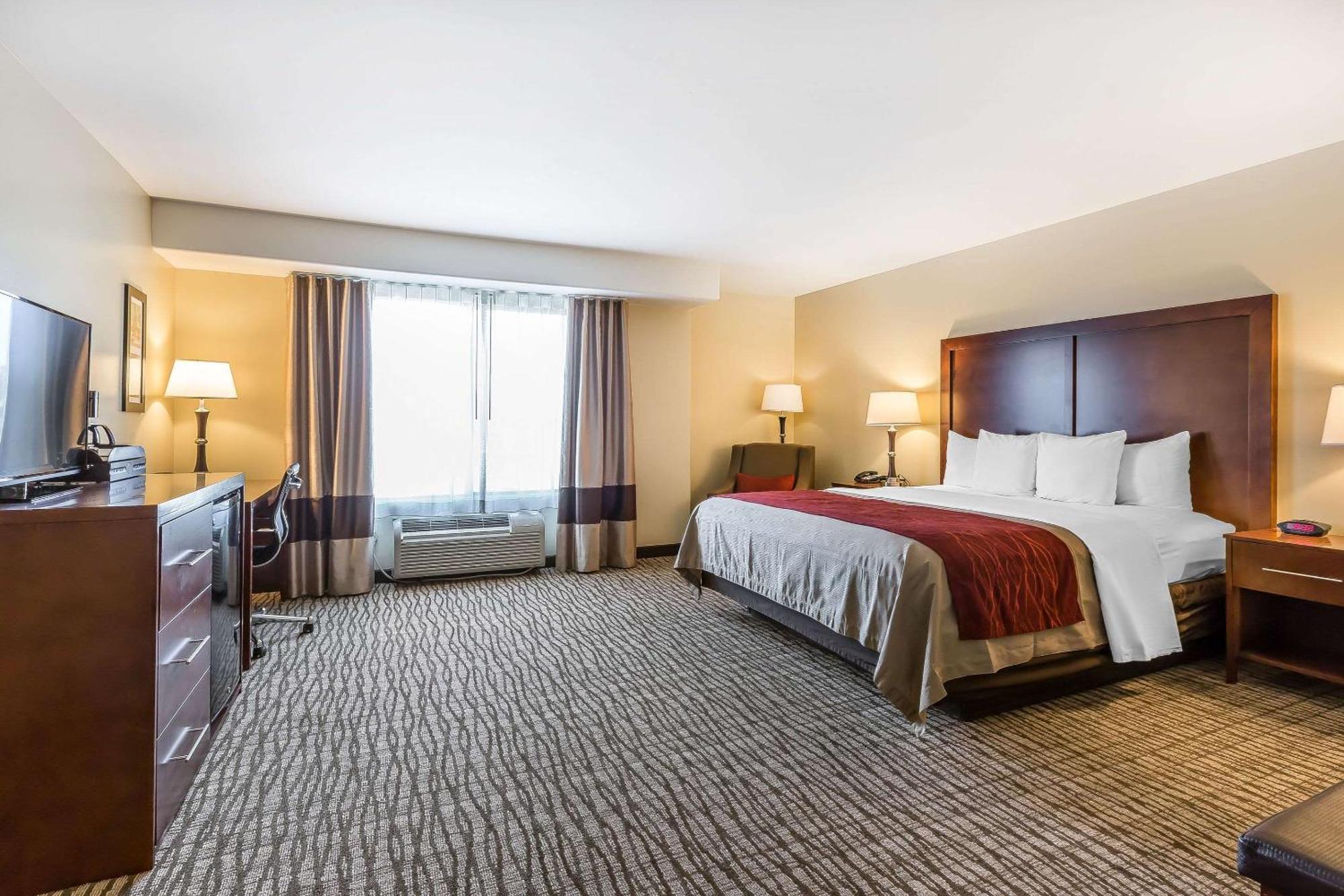 Comfort Inn Pomona Near Fairplex Экстерьер фото